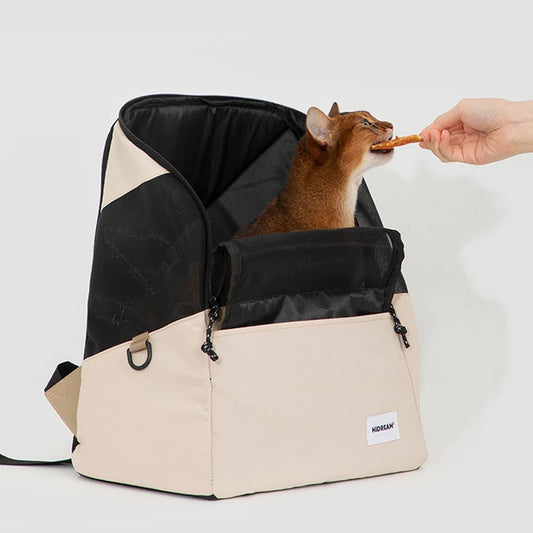 Front expansive mesh window on MeowShelf Roamer lightweight cat carrier.