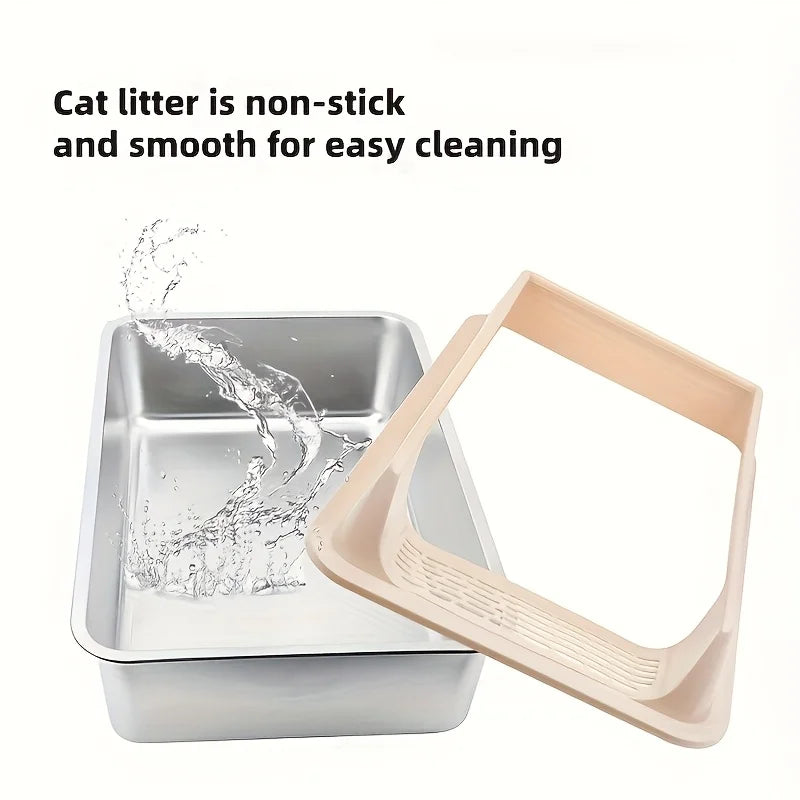 Effortless scooping design of MeowShelf Sora hygienic cat litter box.